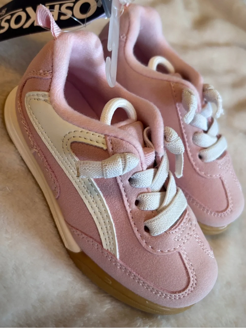 OshKosh B’gosh Blake-G Toddler Size 6 Pink Retro Sneakers Shoes NWT Vintage Look